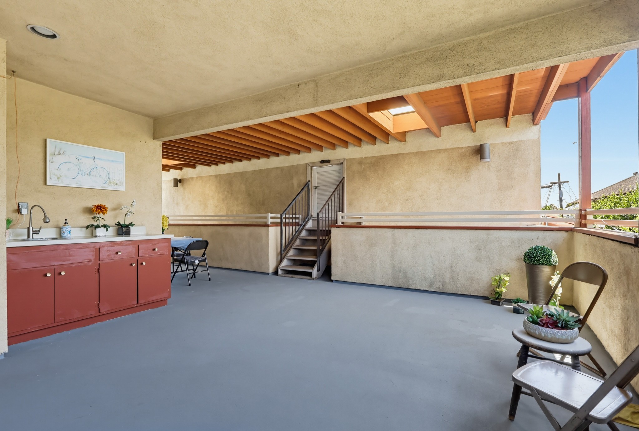 Virtual tour photo 9 of 97 for 728 E Kensington Rd