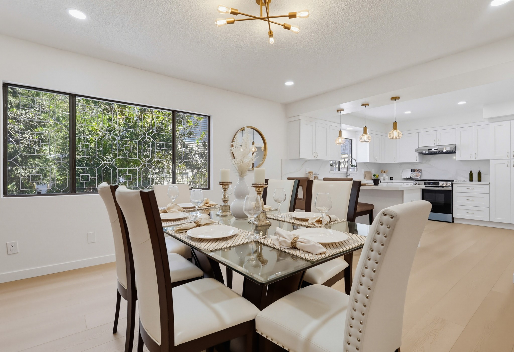 Virtual tour photo 23 of 97 for 728 E Kensington Rd