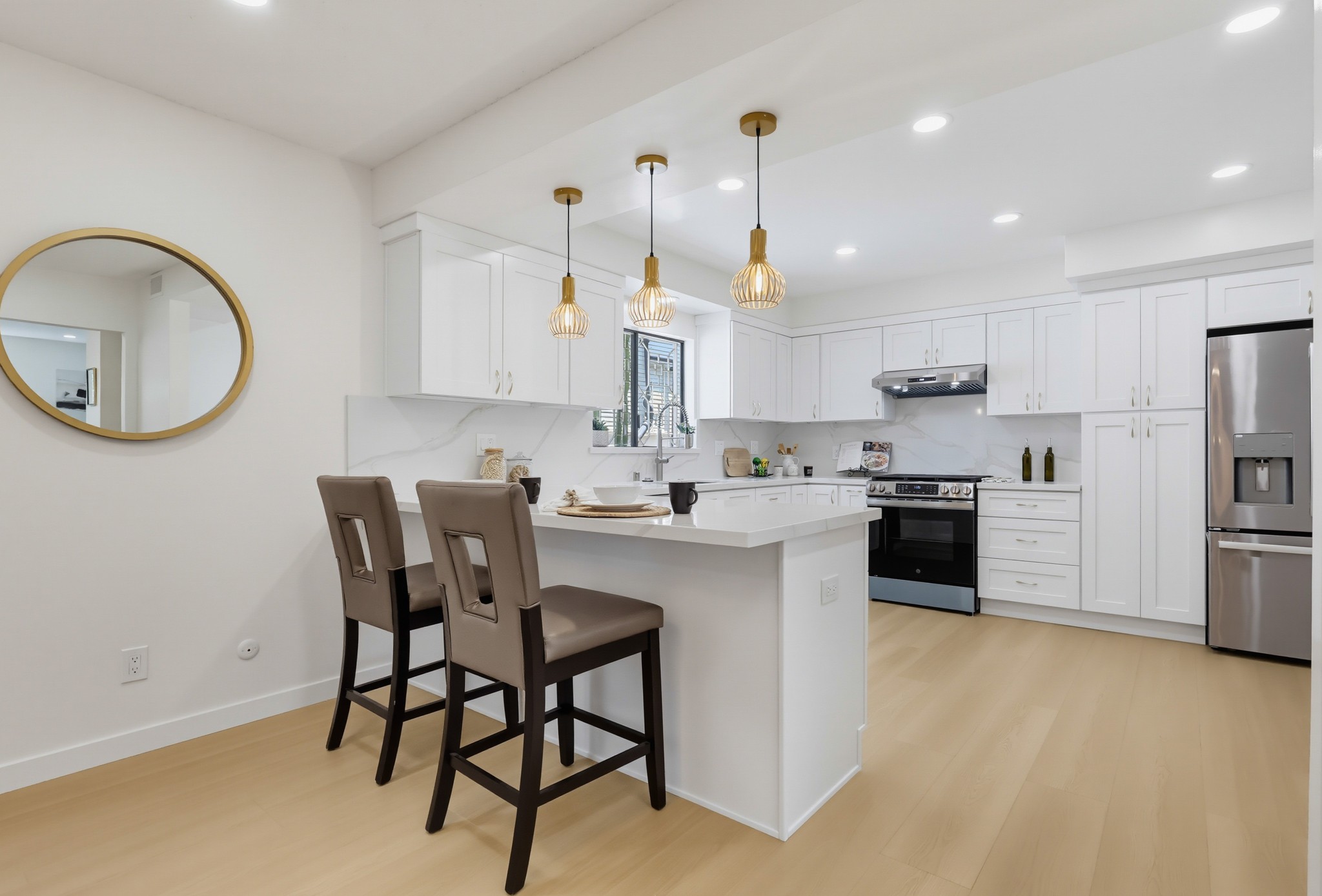 Virtual tour photo 24 of 97 for 728 E Kensington Rd