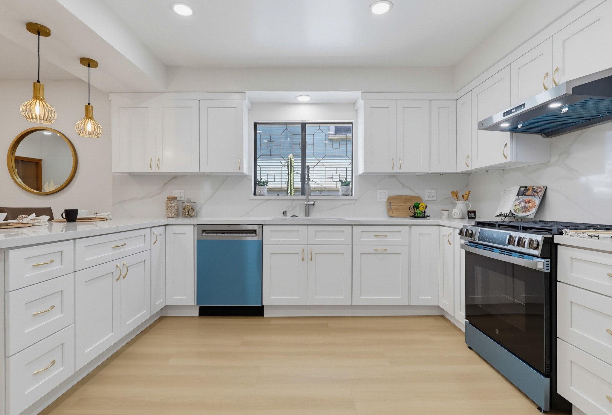 Virtual tour photo 27 of 97 for 728 E Kensington Rd