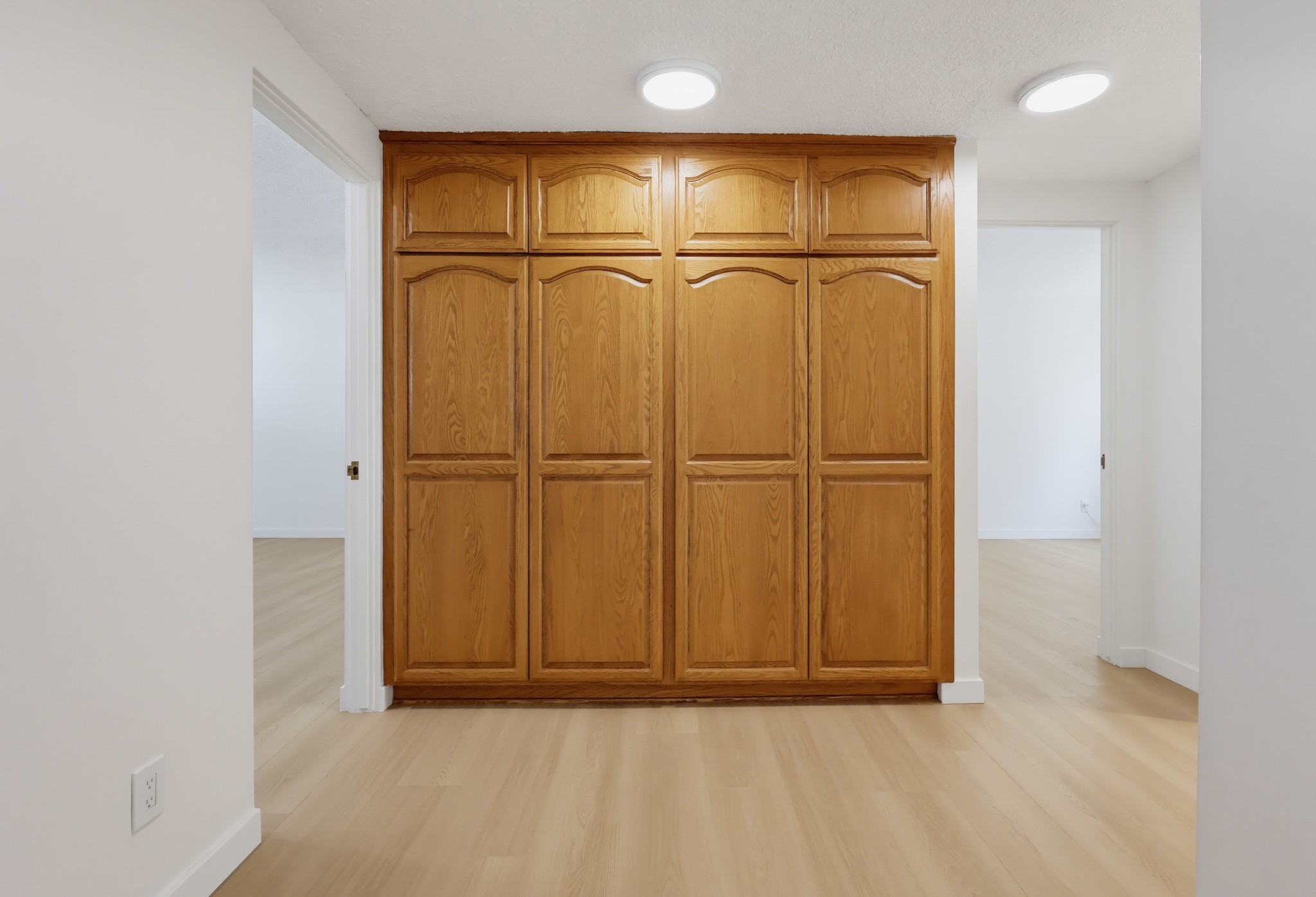 Virtual tour photo 30 of 97 for 728 E Kensington Rd