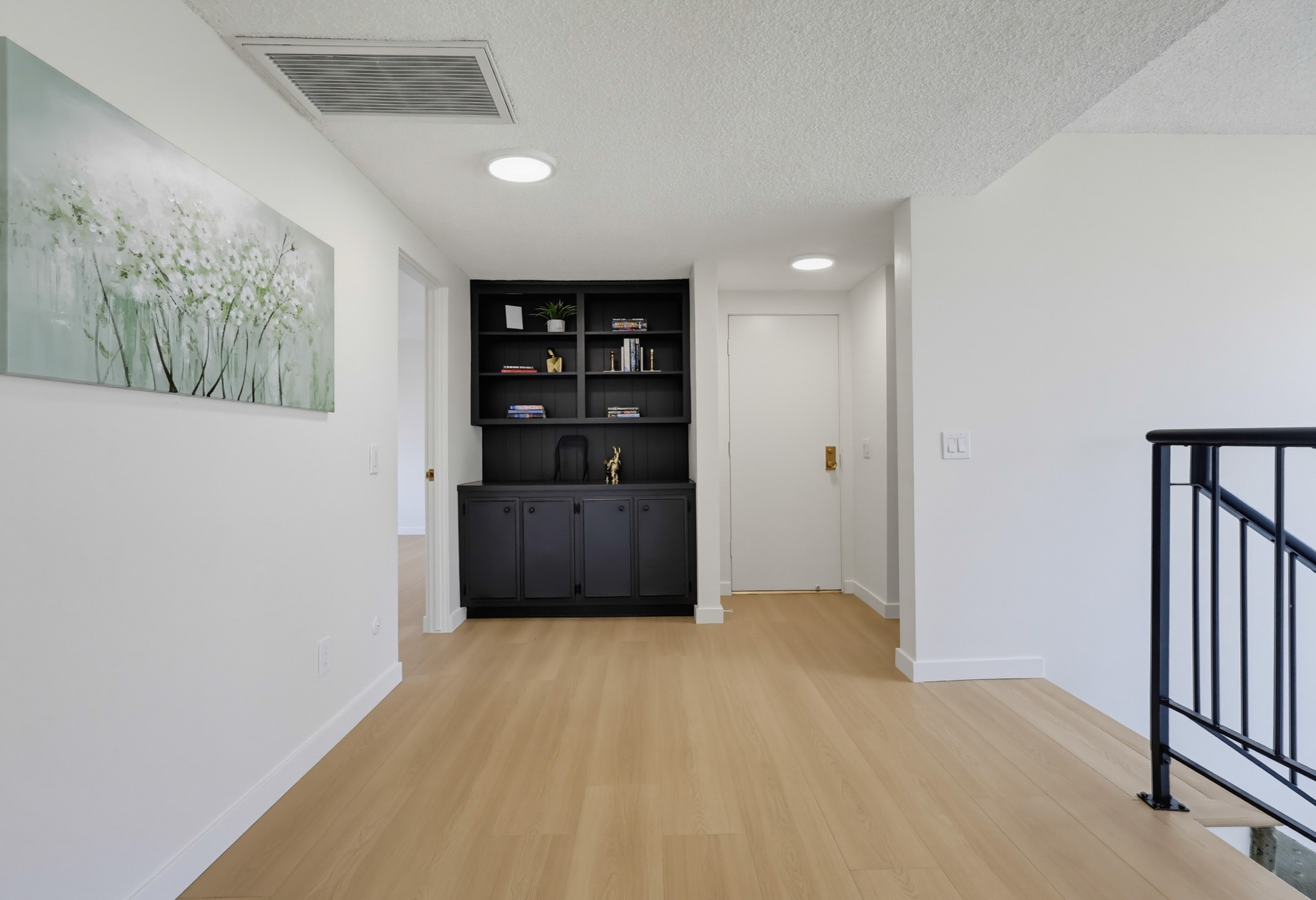 Virtual tour photo 50 of 97 for 728 E Kensington Rd