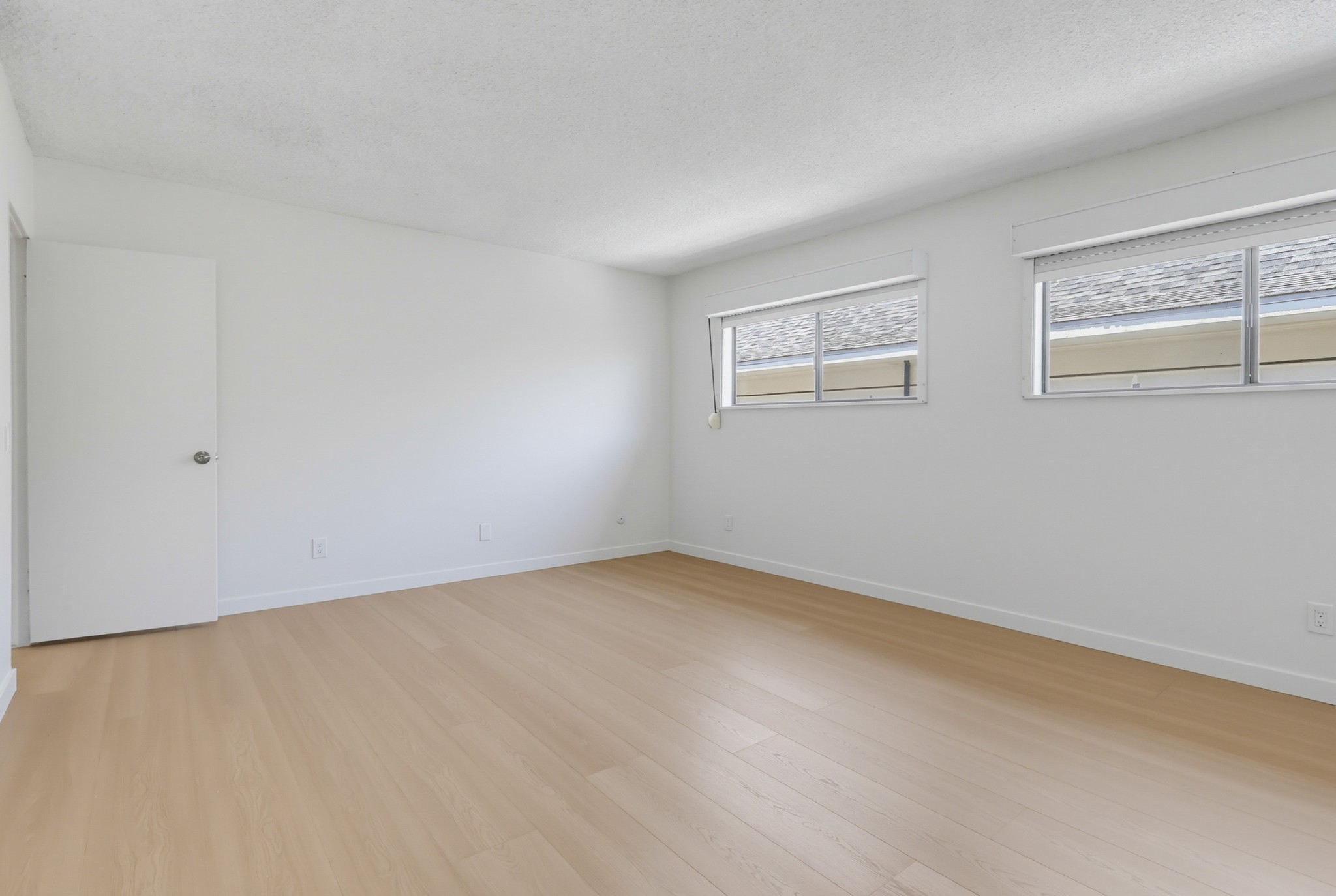 Virtual tour photo 56 of 97 for 728 E Kensington Rd