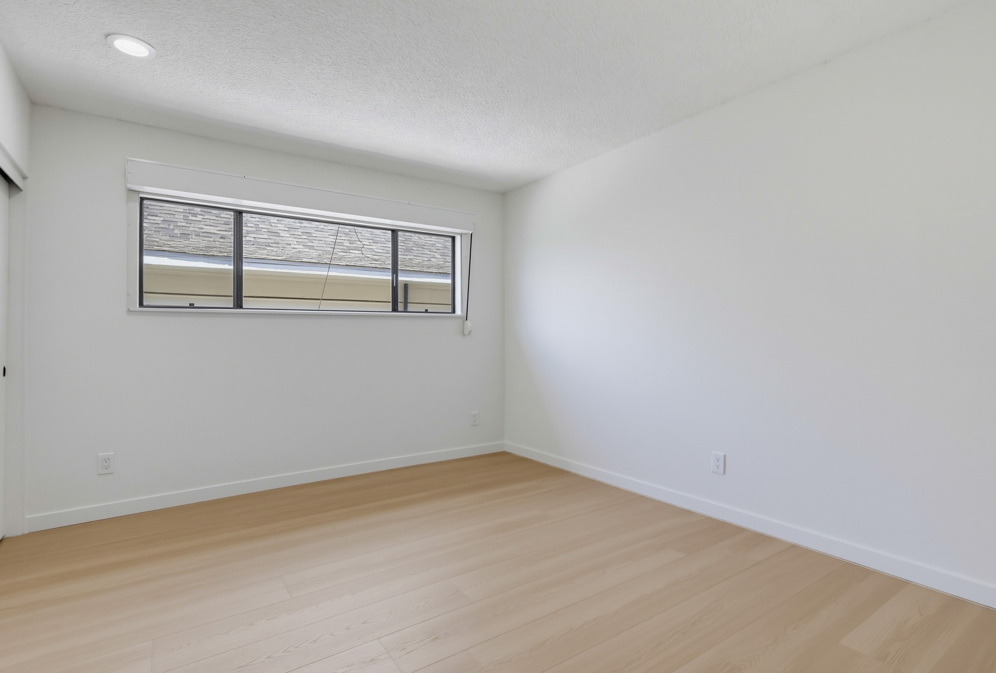 Virtual tour photo 63 of 97 for 728 E Kensington Rd