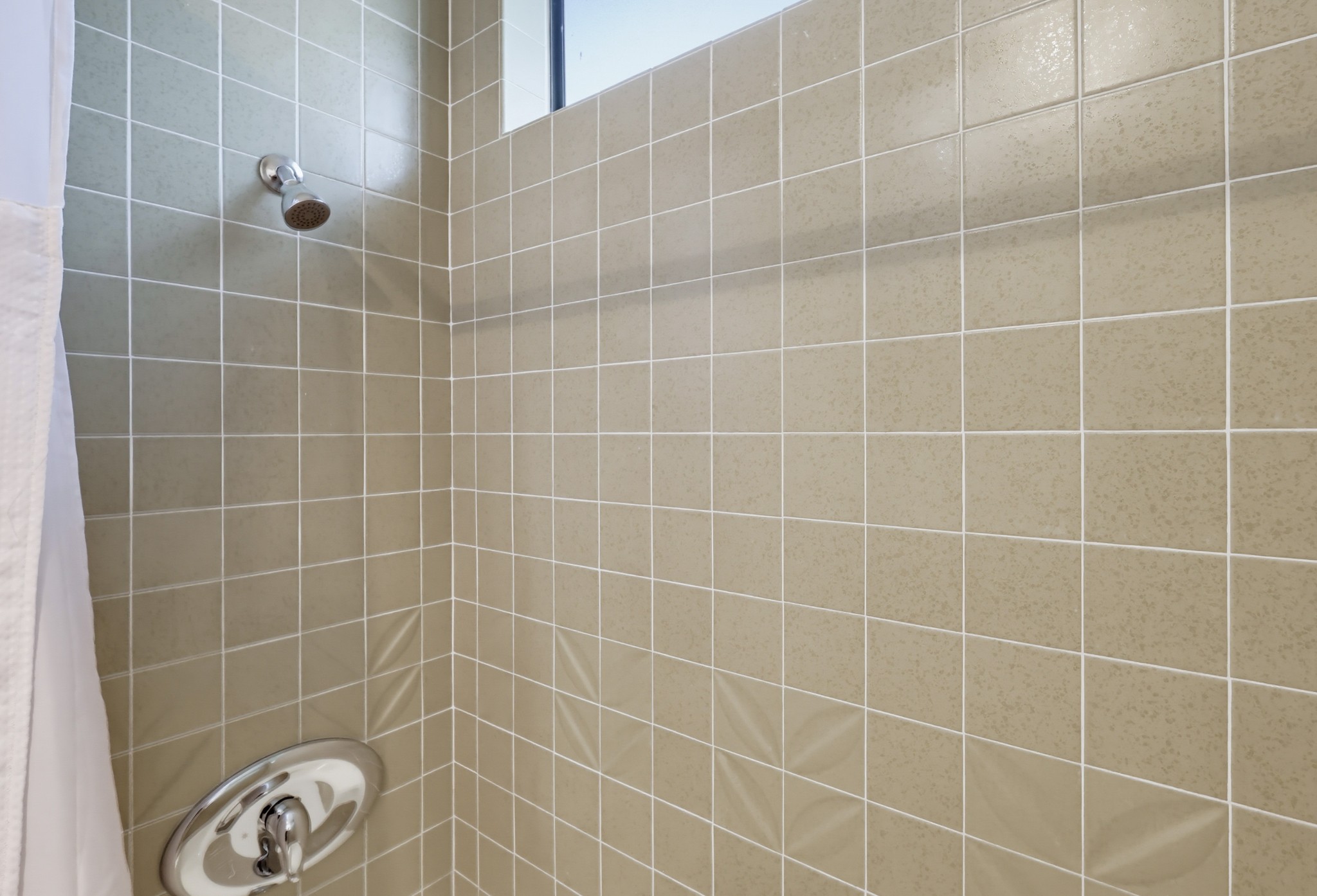 Virtual tour photo 53 of 97 for 728 E Kensington Rd