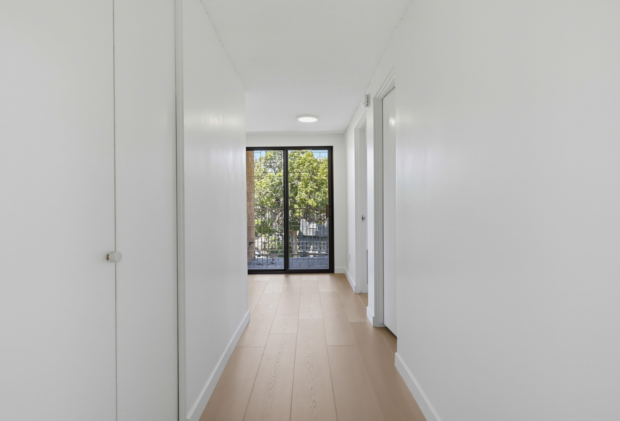 Virtual tour photo 65 of 97 for 728 E Kensington Rd
