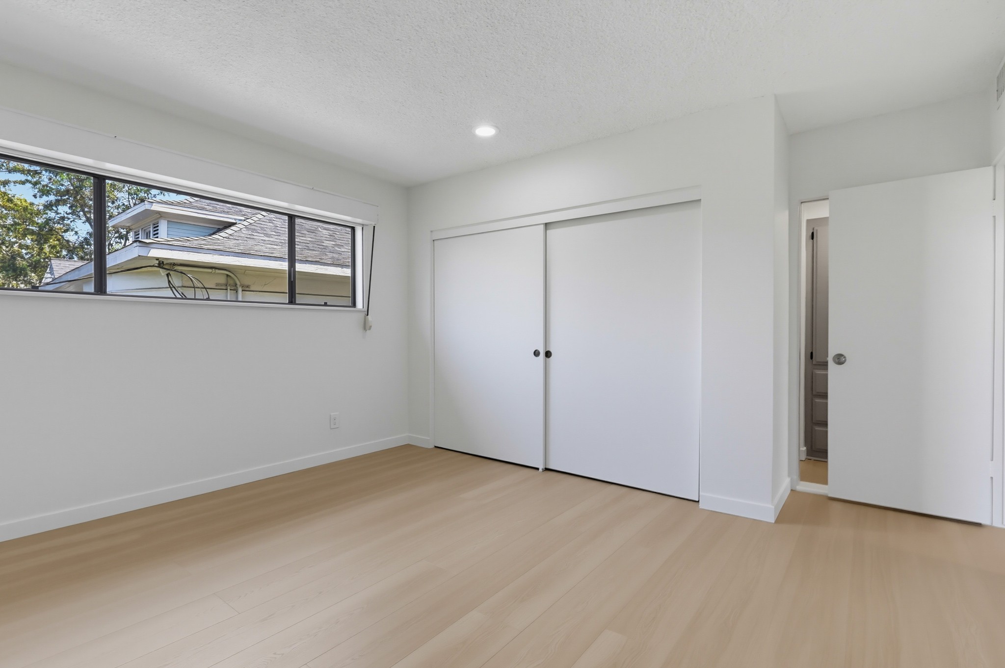 Virtual tour photo 68 of 97 for 728 E Kensington Rd