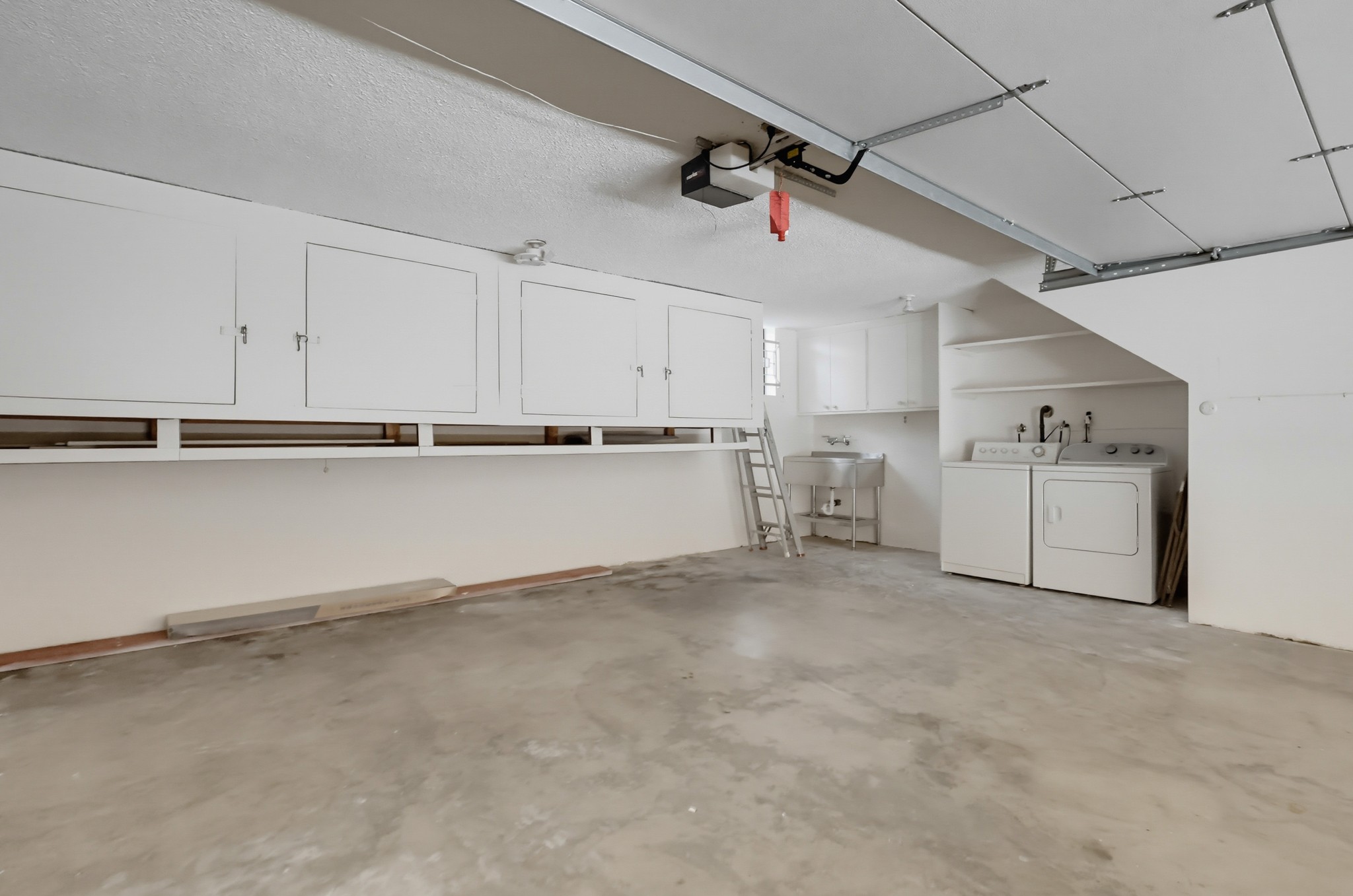 Virtual tour photo 89 of 97 for 728 E Kensington Rd