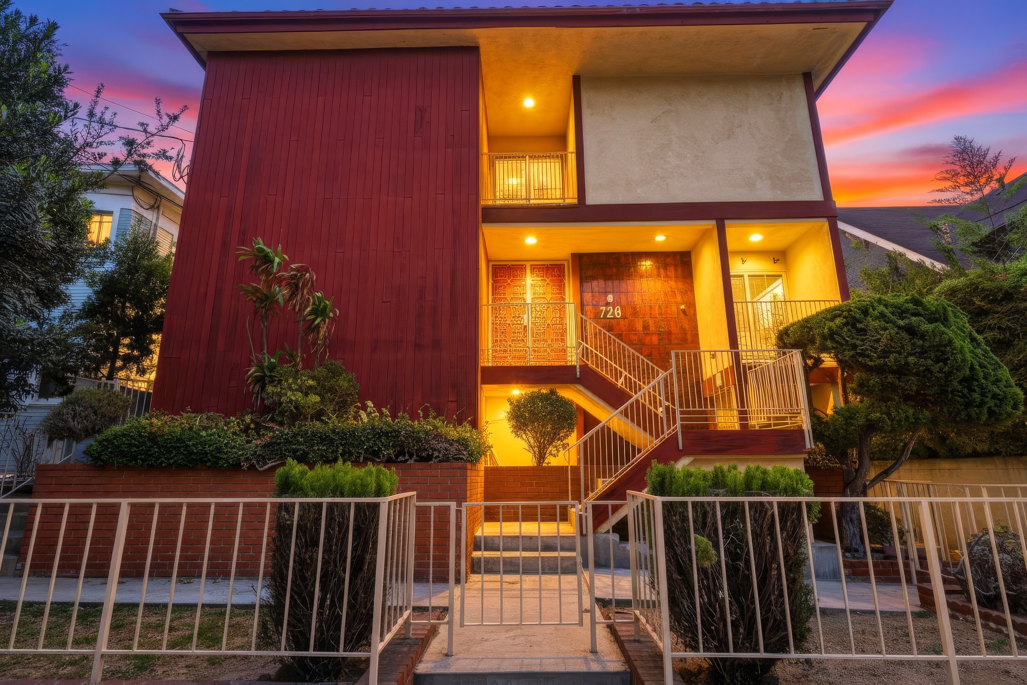 Virtual tour photo 93 of 97 for 728 E Kensington Rd