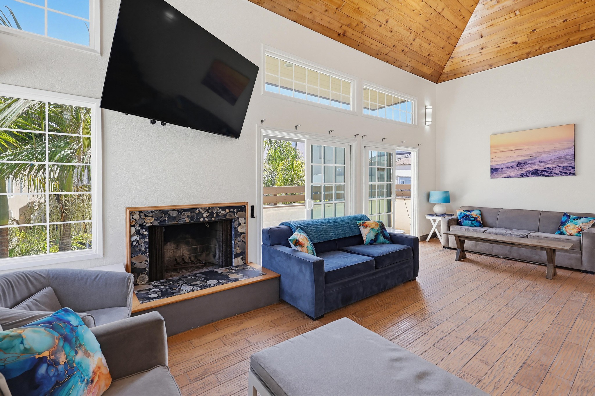 Virtual tour photo 35 of 123 for 728 Jamaica Ct