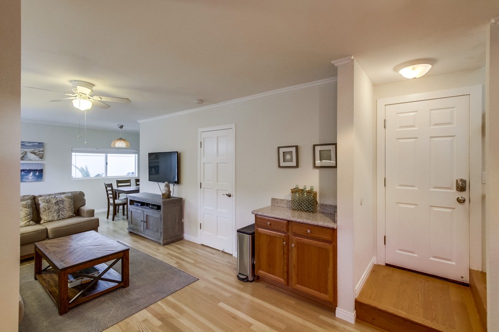 Virtual tour photo 7 of 30 for 728 Redondo Ct