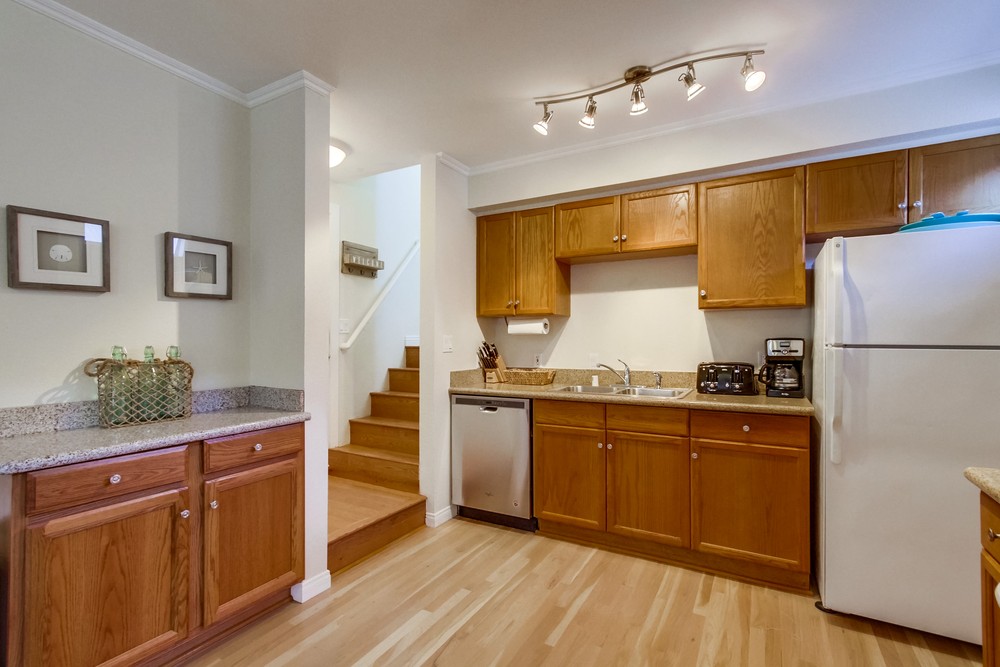 Virtual tour photo 12 of 30 for 728 Redondo Ct