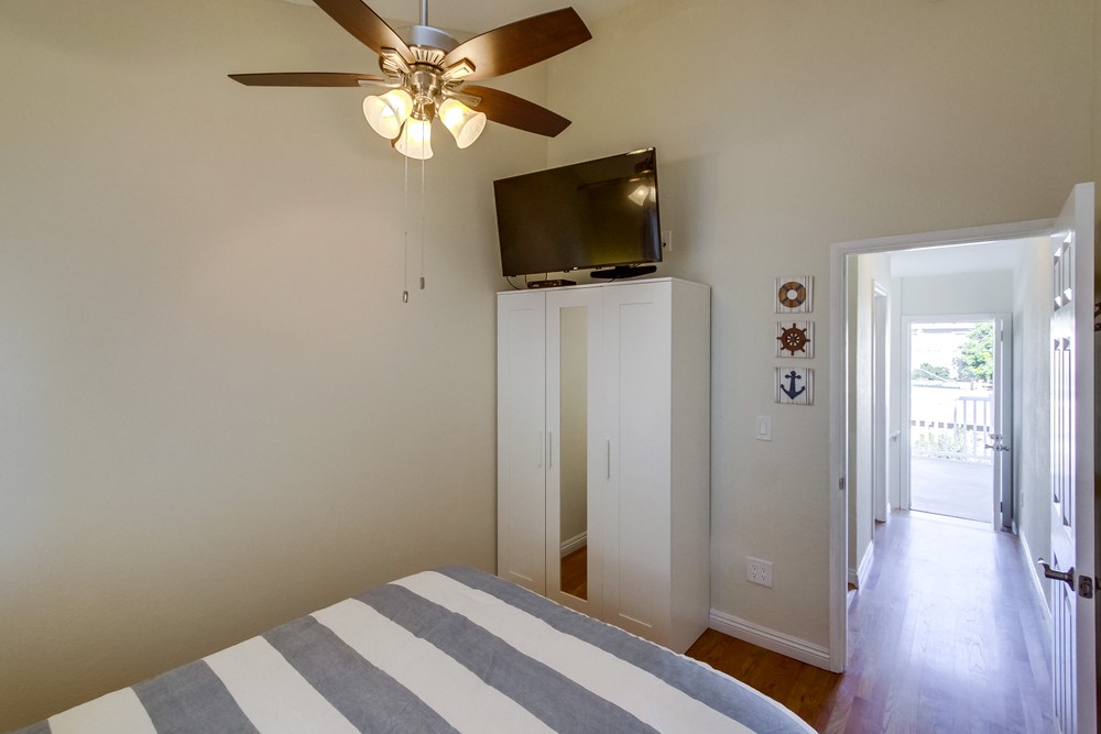 Virtual tour photo 23 of 30 for 728 Redondo Ct