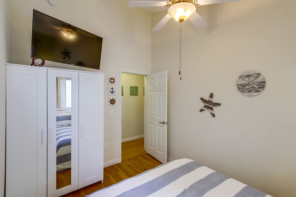 Virtual tour photo 26 of 30 for 728 Redondo Ct