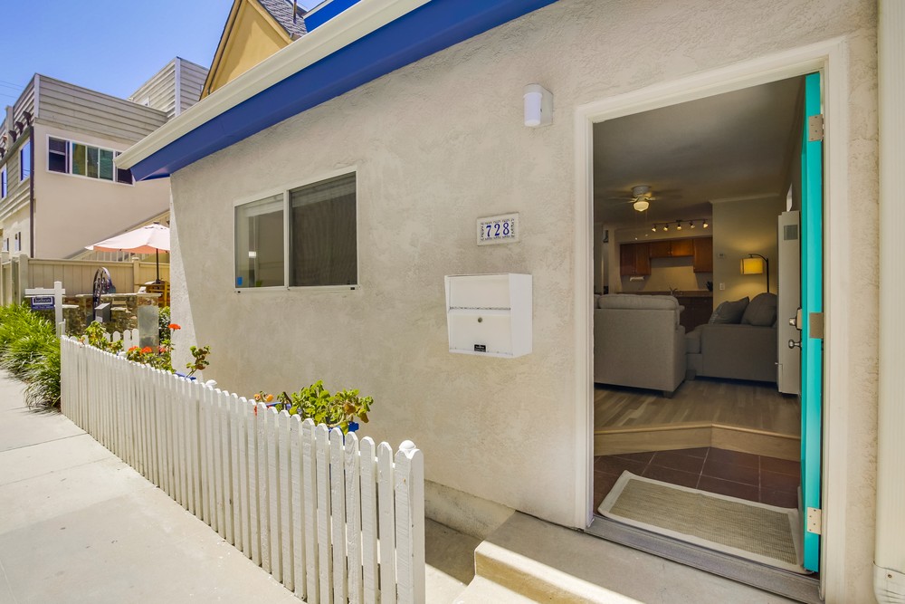Virtual tour photo 6 of 48 for 728 Redondo Ct