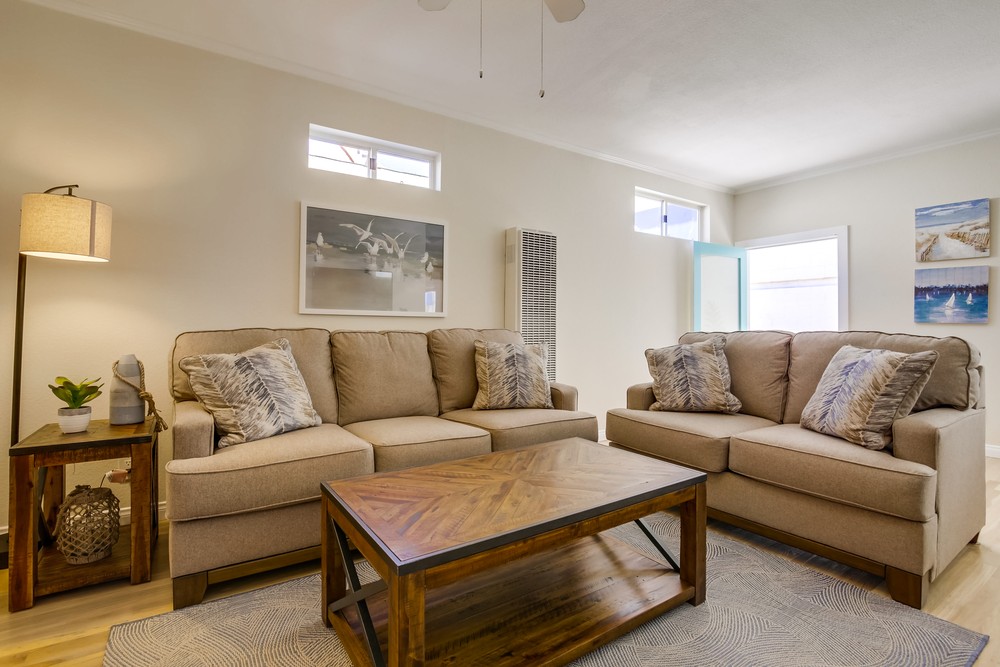 Virtual tour photo 7 of 48 for 728 Redondo Ct