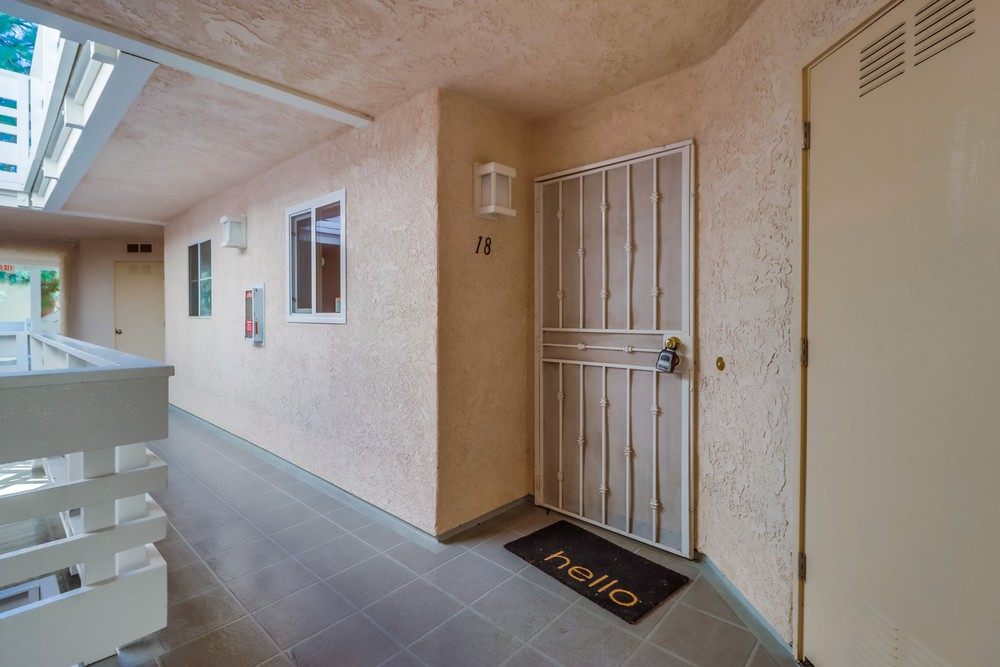 Virtual tour photo 3 of 37 for 7283 Camino Degrazia