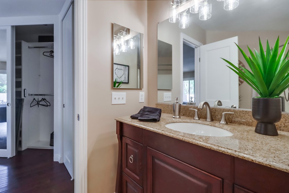 Virtual tour photo 34 of 37 for 7283 Camino Degrazia