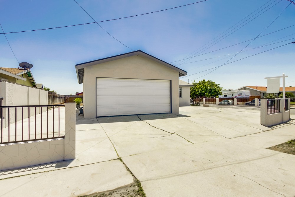 Virtual tour photo 3 of 46 for 7283 Gatewood Ln