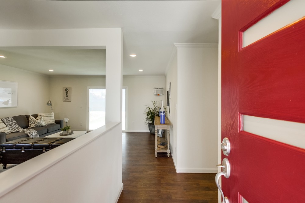 Virtual tour photo 9 of 46 for 7283 Gatewood Ln