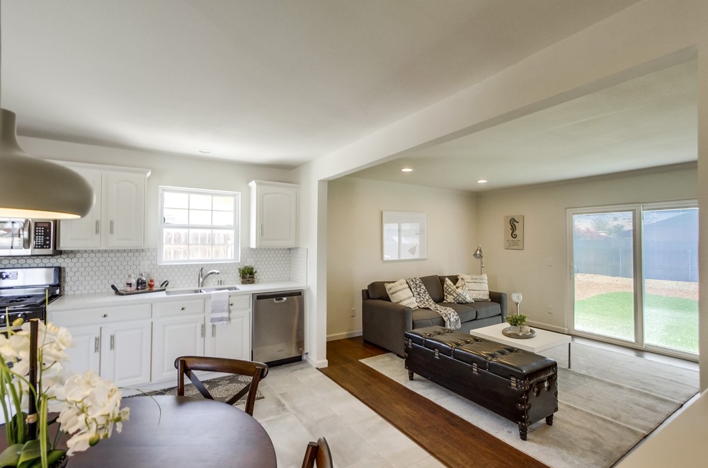 Virtual tour photo 10 of 46 for 7283 Gatewood Ln
