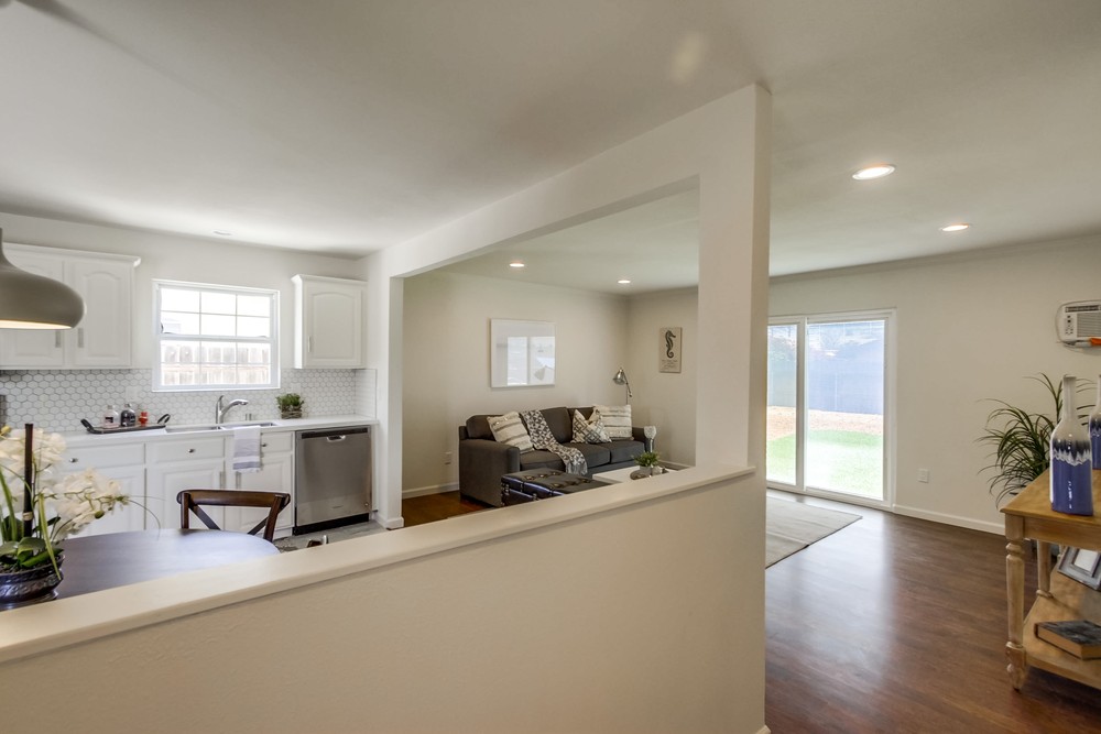 Virtual tour photo 11 of 46 for 7283 Gatewood Ln