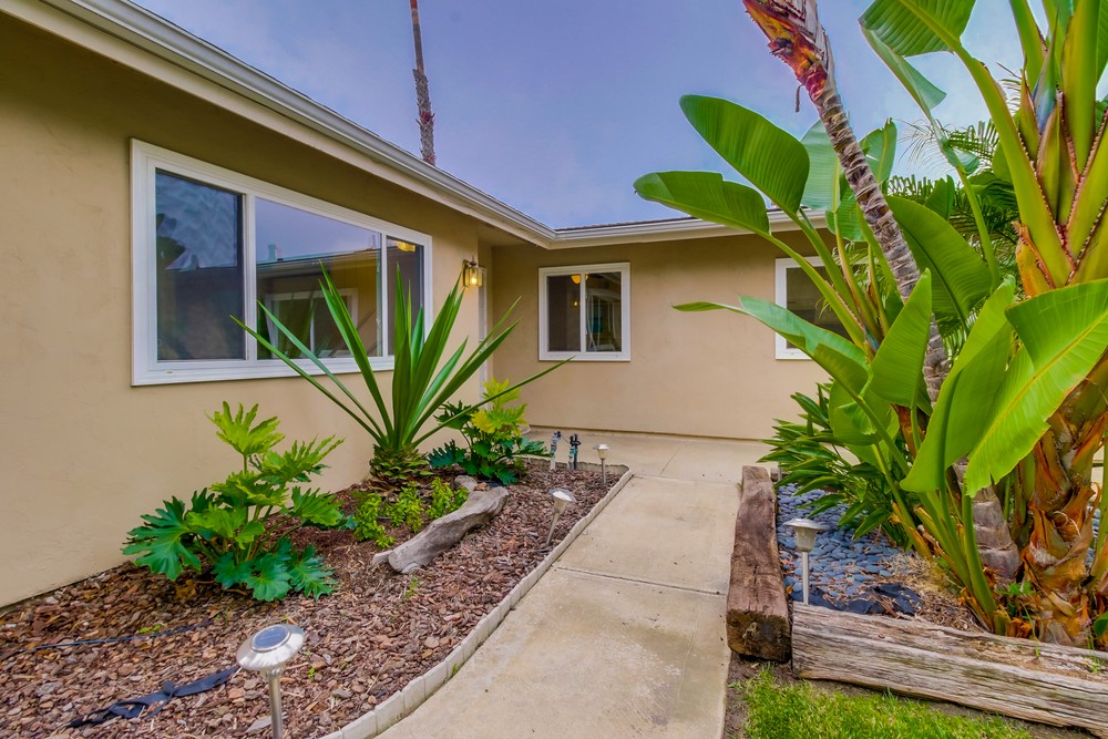 Virtual tour photo 5 of 33 for 7286 Golfcrest Dr