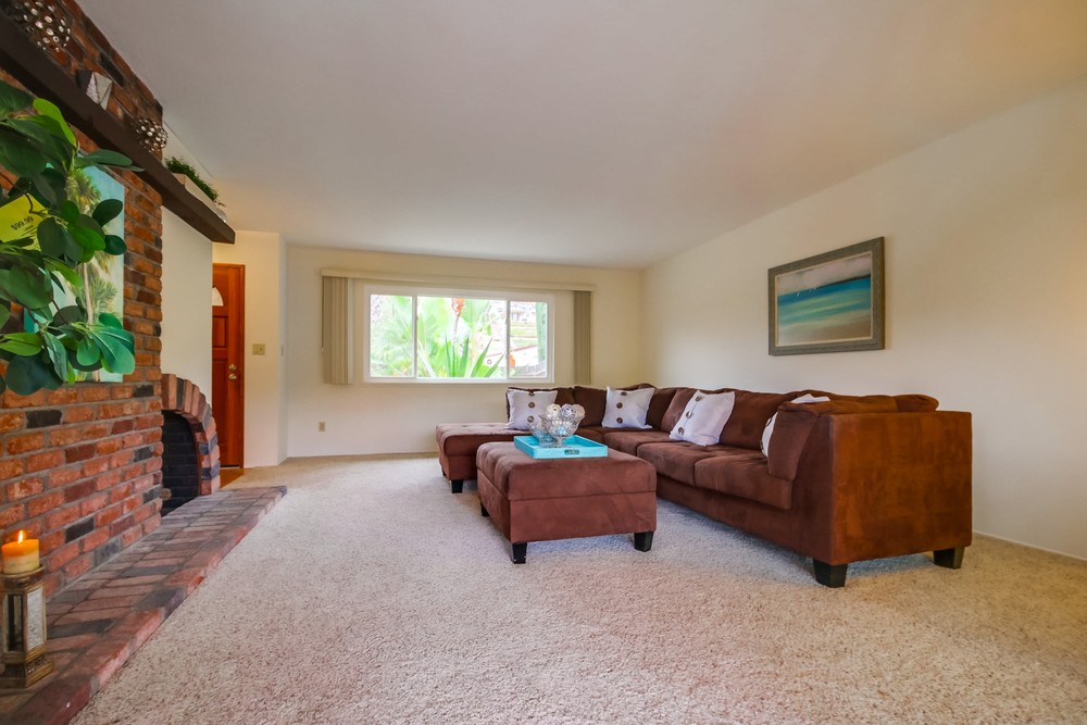 Virtual tour photo 11 of 33 for 7286 Golfcrest Dr
