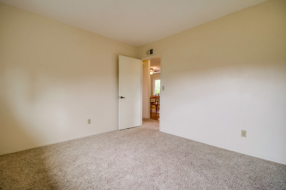 Virtual tour photo 21 of 33 for 7286 Golfcrest Dr