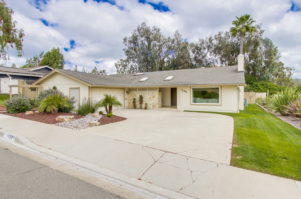 Virtual tour photo 3 of 80 for 7288 Casper Dr