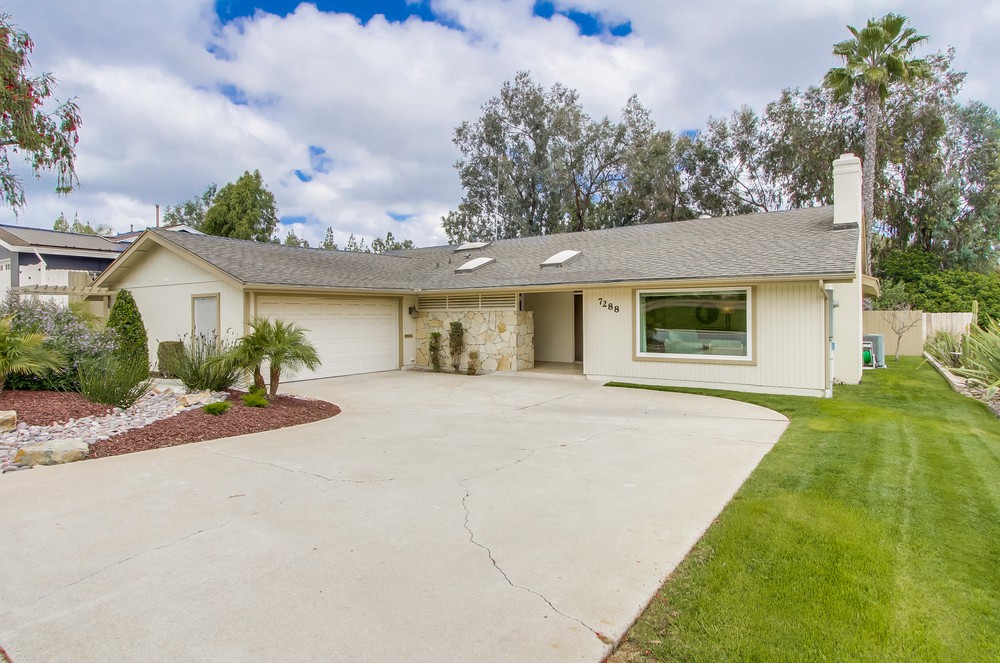 Virtual tour photo 6 of 80 for 7288 Casper Dr