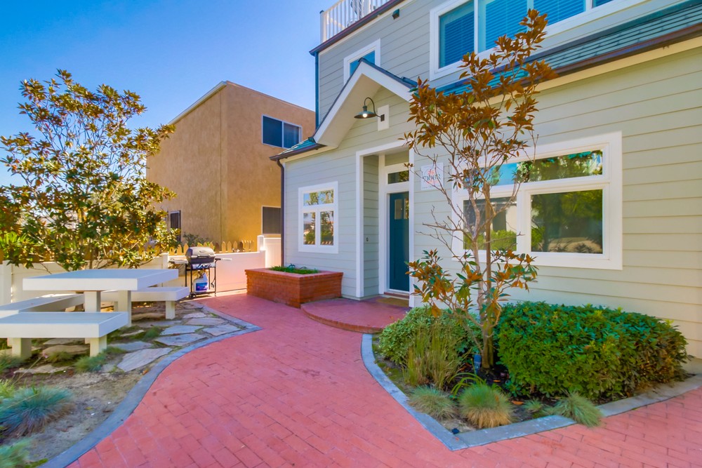 Virtual tour photo 3 of 58 for 729 Kennebeck Ct