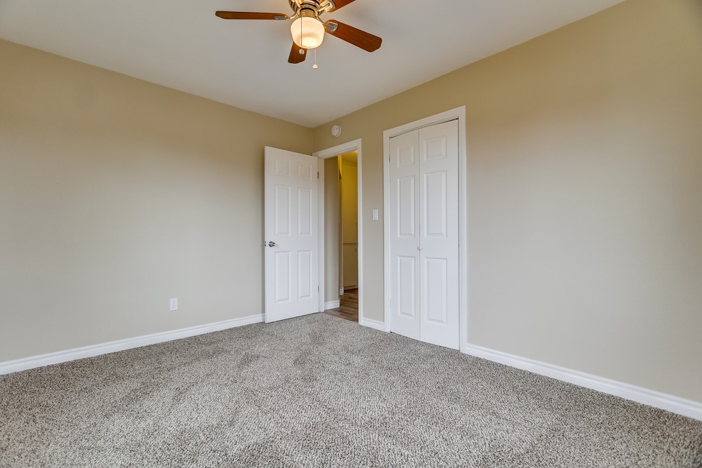 Virtual tour photo 24 of 33 for 729 Merlin Dr