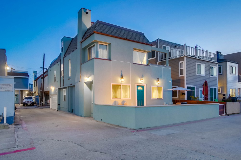 Virtual tour photo 4 of 109 for 729 San Gabriel Pl #727
