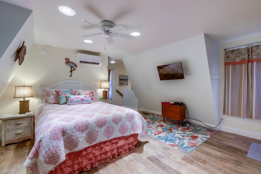 Virtual tour photo 37 of 109 for 729 San Gabriel Pl #727