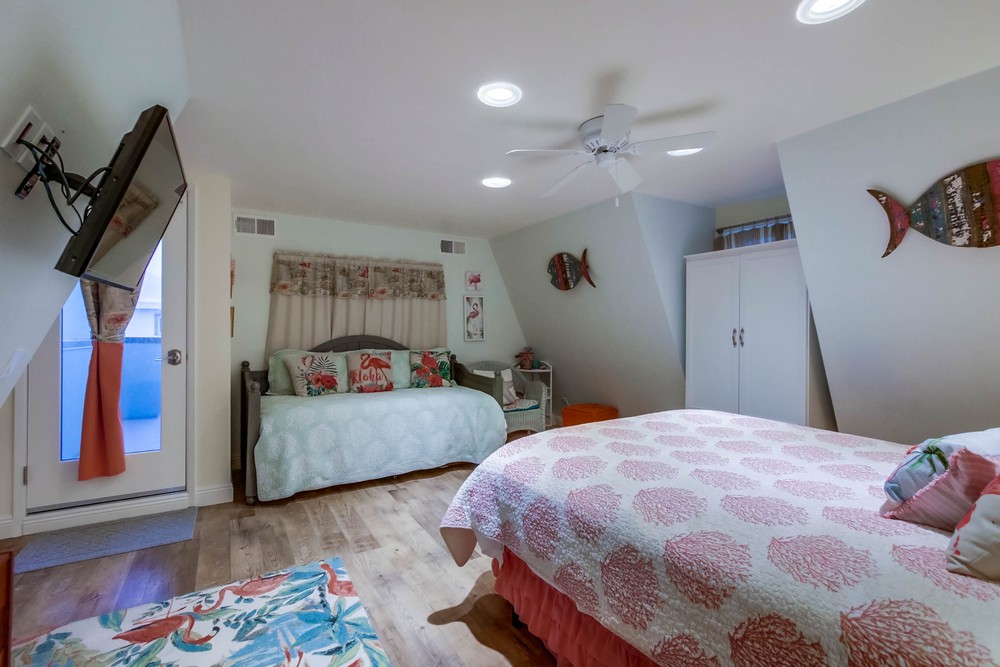 Virtual tour photo 38 of 109 for 729 San Gabriel Pl #727