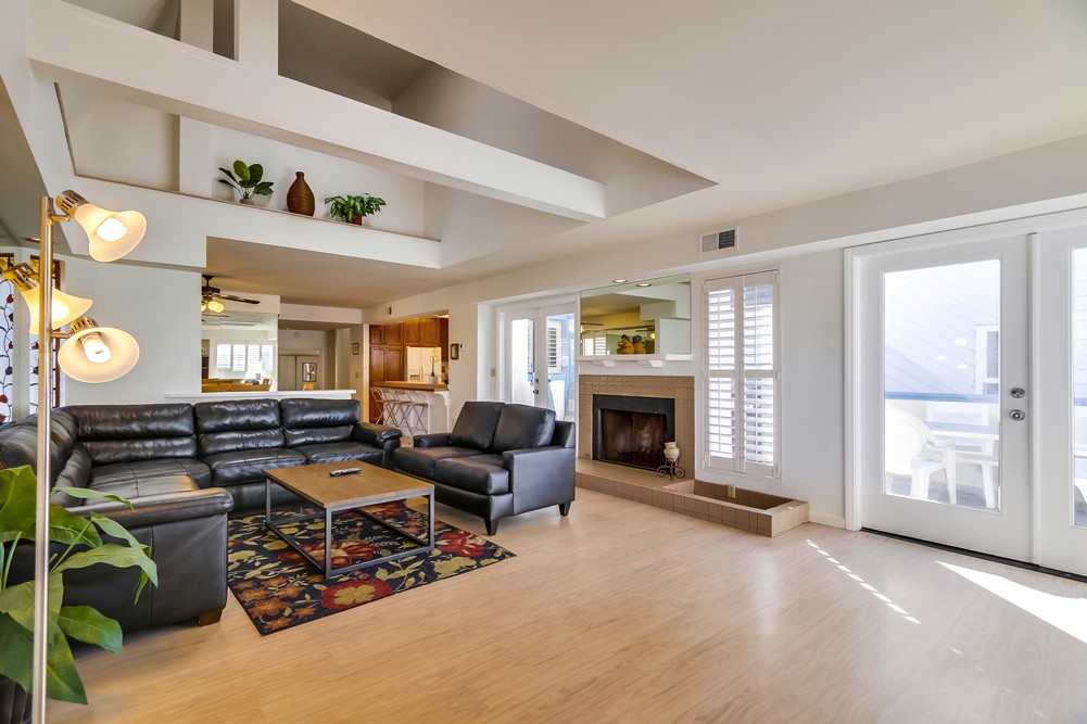 Virtual tour photo 3 of 23 for 729 San Gabriel Pl
