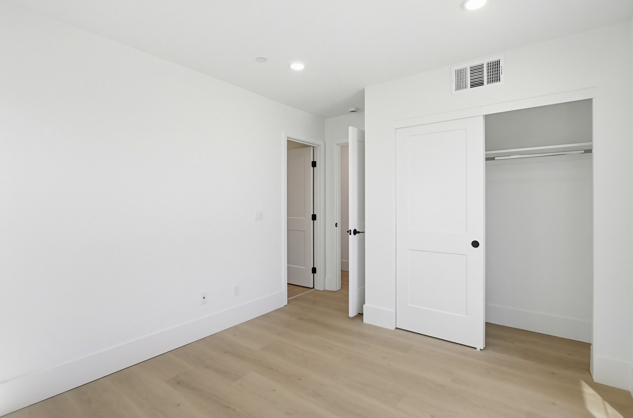Virtual tour photo 27 of 58 for 7290 Ponto Dr