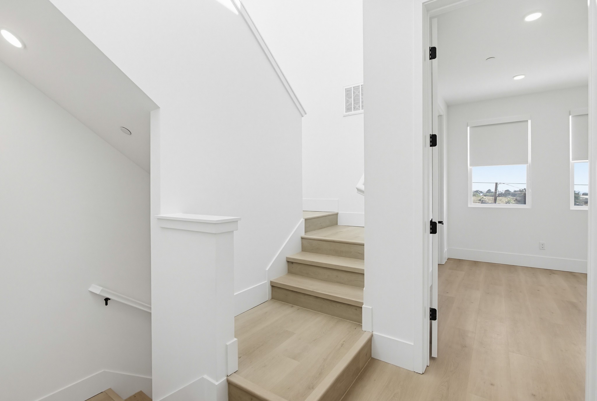 Virtual tour photo 33 of 58 for 7290 Ponto Dr