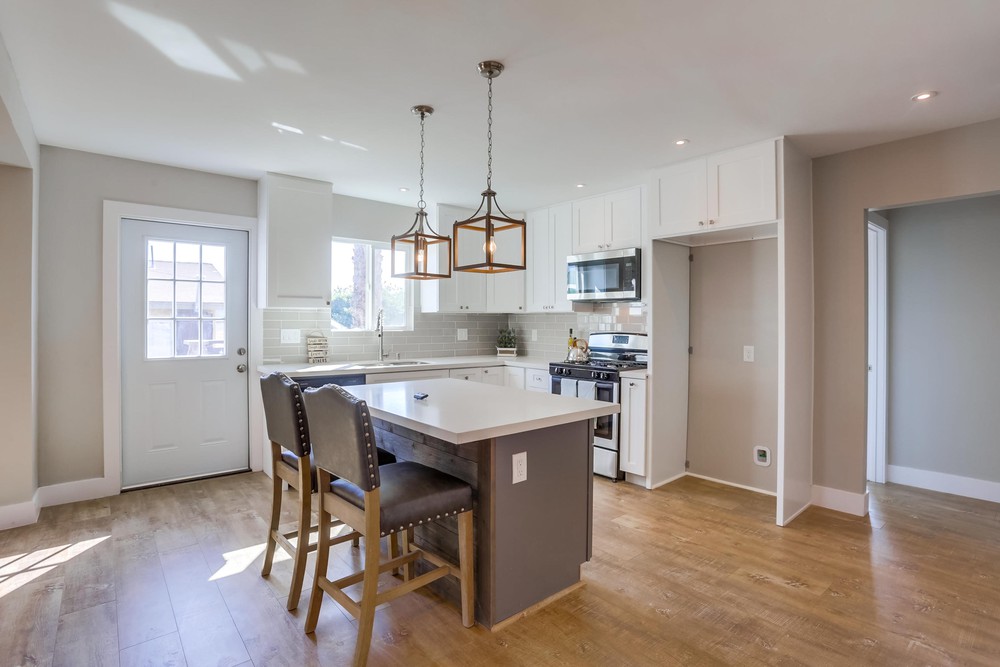 Virtual tour photo 16 of 39 for 730 Pidgeon St