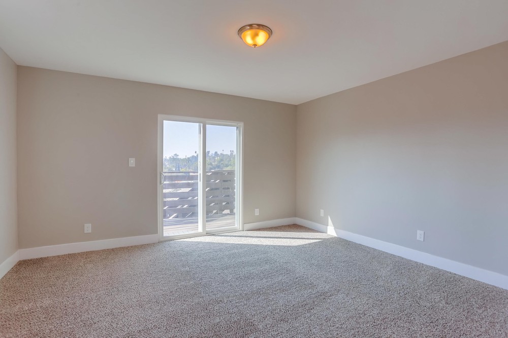 Virtual tour photo 24 of 39 for 730 Pidgeon St