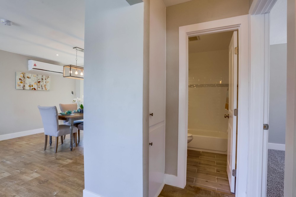 Virtual tour photo 31 of 39 for 730 Pidgeon St