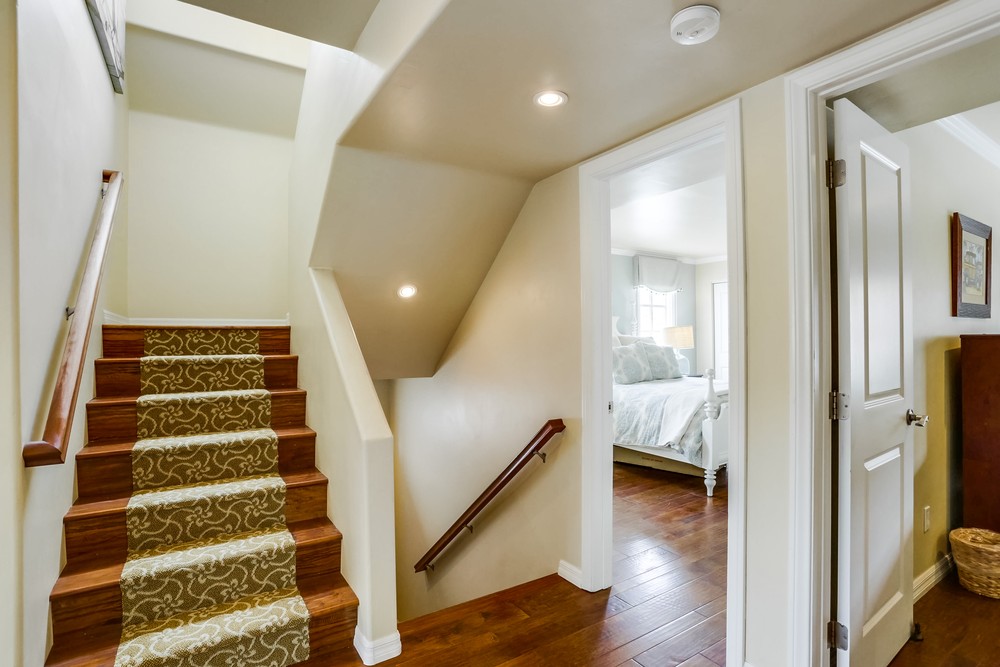 Virtual tour photo 24 of 40 for 731 Capistrano Pl