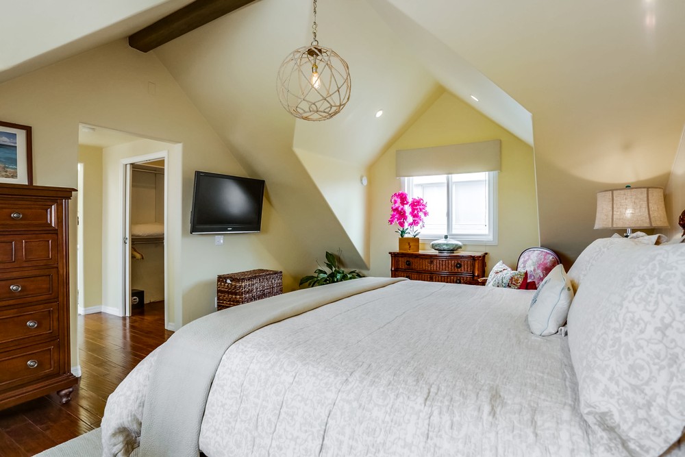 Virtual tour photo 26 of 40 for 731 Capistrano Pl