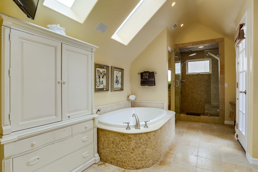 Virtual tour photo 28 of 40 for 731 Capistrano Pl