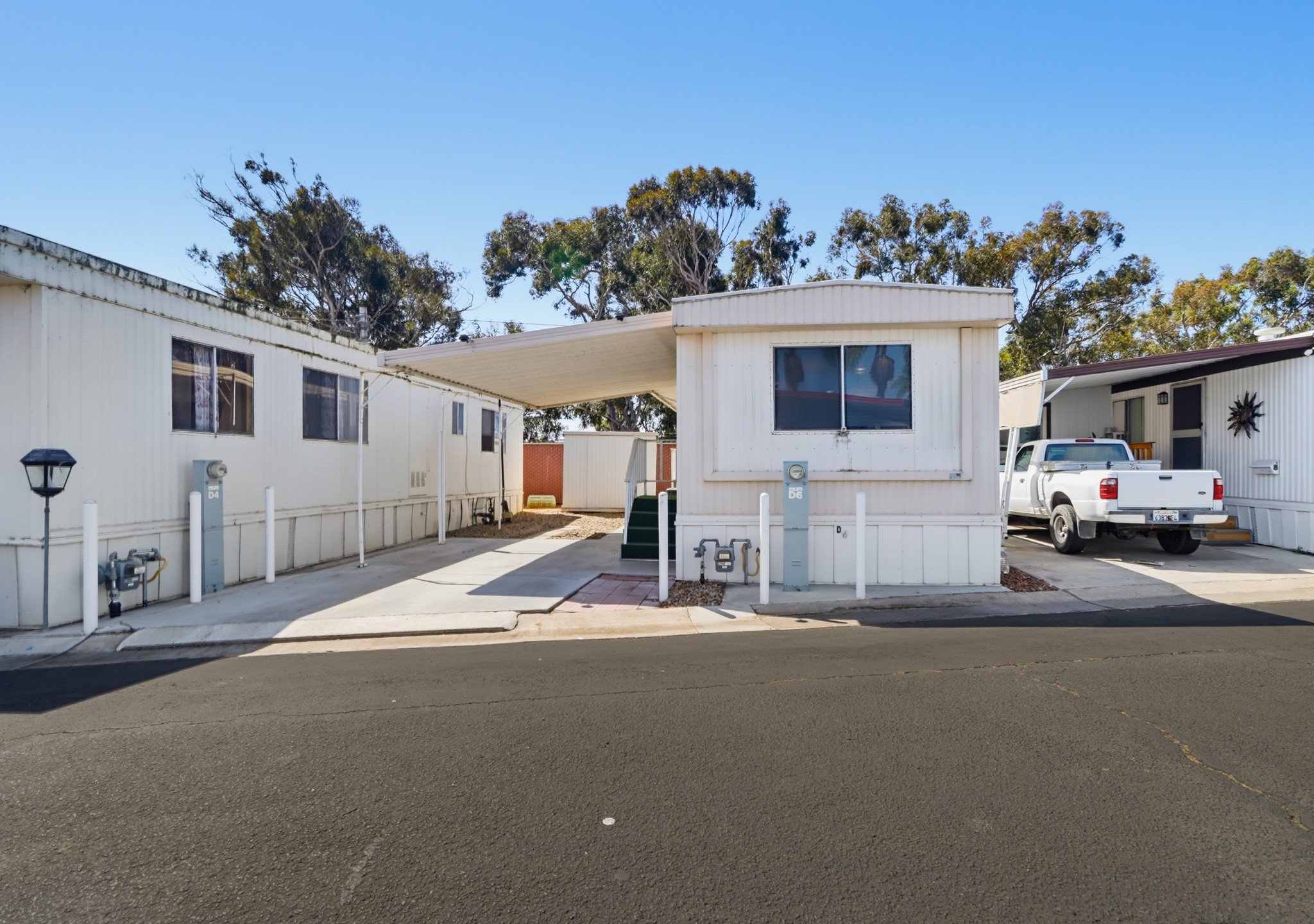 Virtual tour photo 3 of 23 for 731 G St Spc D6