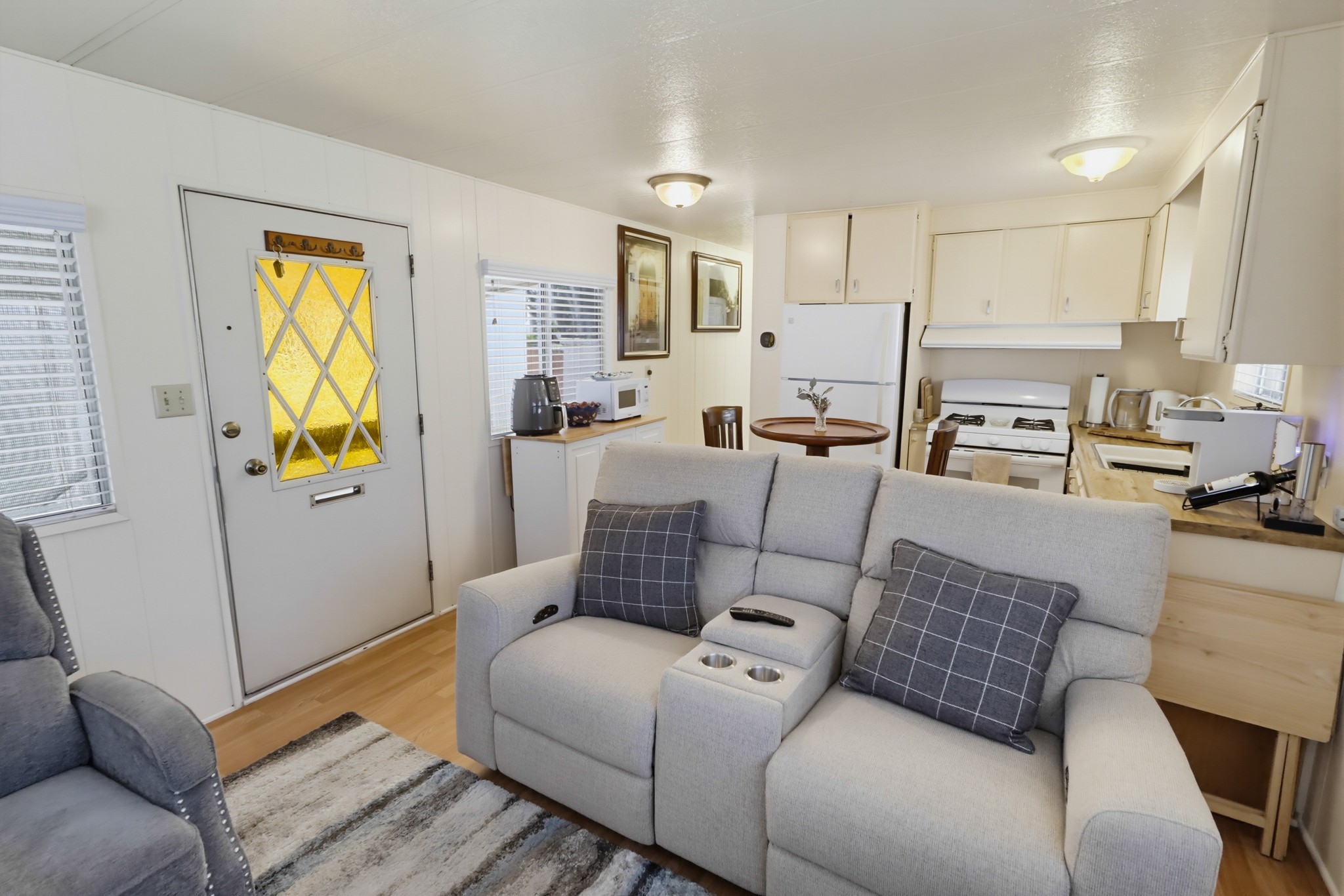 Virtual tour photo 12 of 23 for 731 G St Spc D6