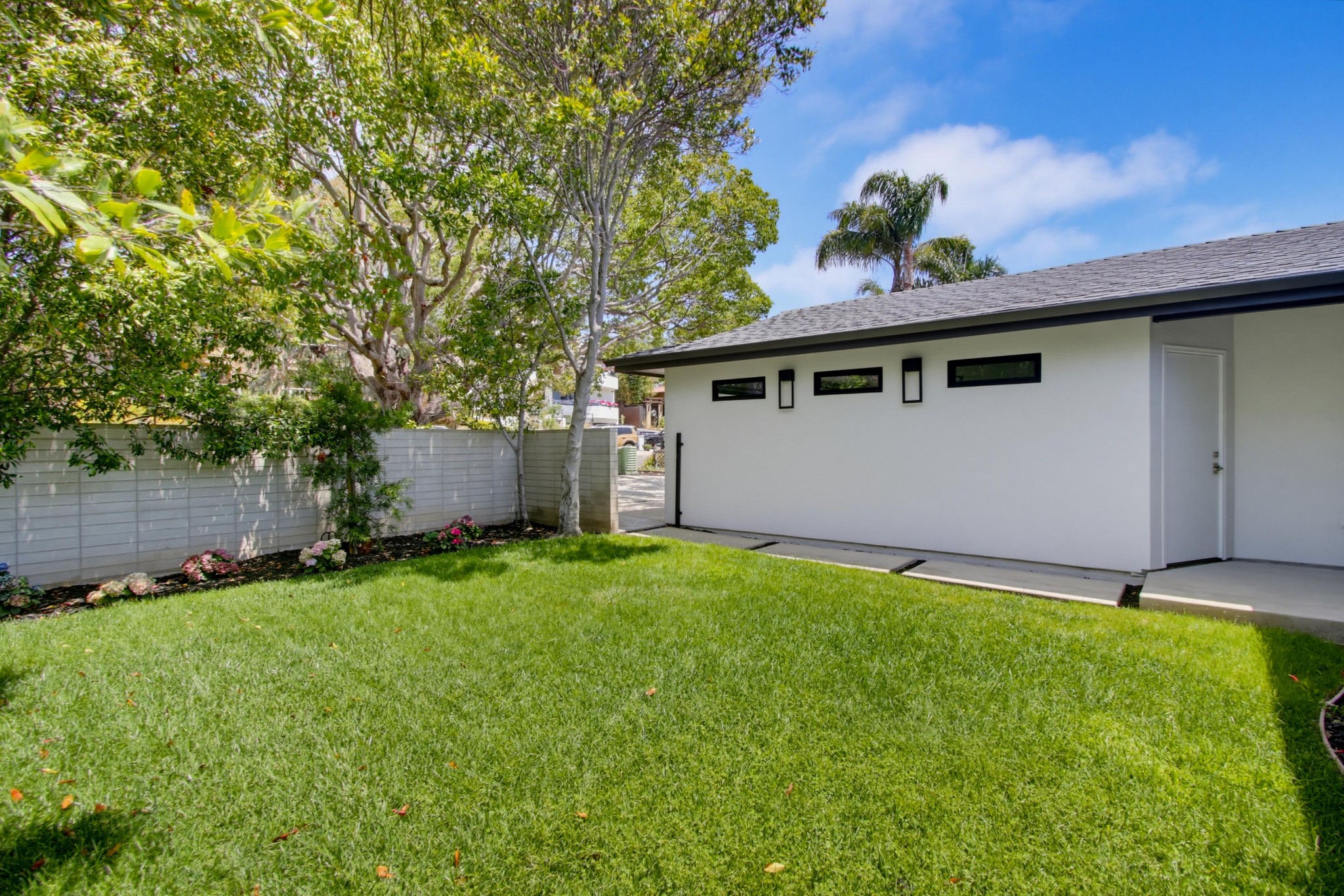 Virtual tour photo 6 of 99 for 731 Marsolan Ave