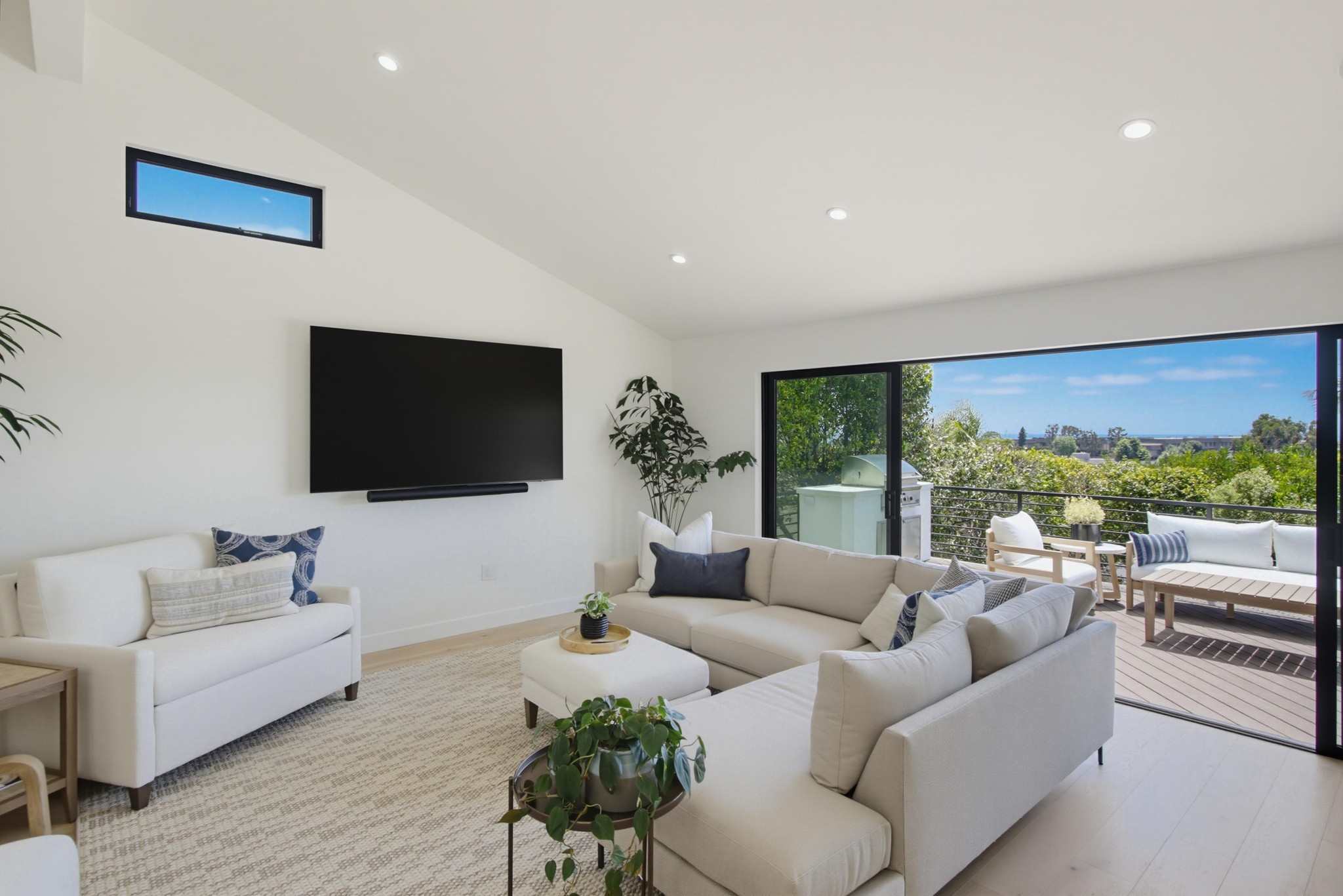 Virtual tour photo 10 of 99 for 731 Marsolan Ave