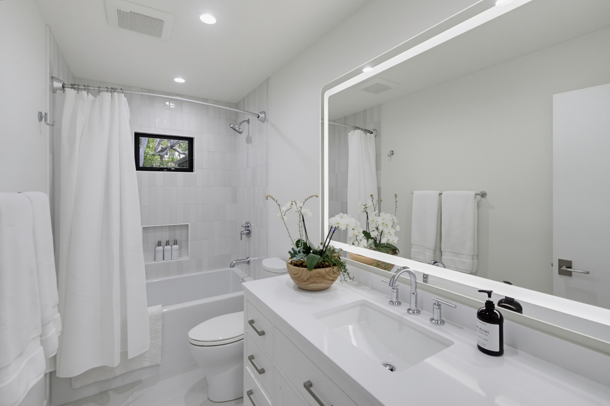 Virtual tour photo 21 of 99 for 731 Marsolan Ave